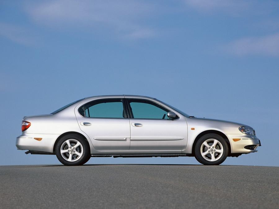  Nissan Maxima QX 2000 года  (фото 9 из 29)
